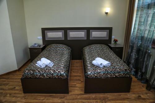 Lara Hotel - image 2