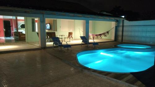 Casa aconchegante com piscina