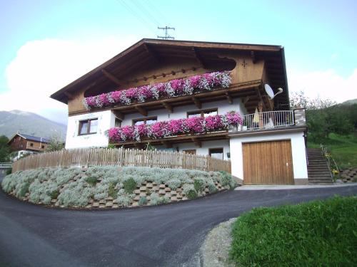 Haus Kammerlander - Apartment - Stummerberg