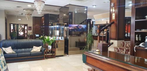 大堂, 帕萊索大酒店 (Gran Hotel Paraiso) in 利亞內斯