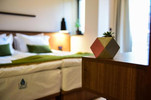 2 twin beds