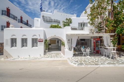 Naxos Hotel Poseidon – Naxos City, UT