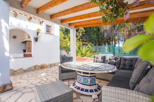 Villa Almendros *****