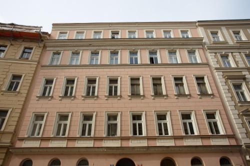 Victoria Design Stays - Apartment Rehorova, Prague (photo 6)
