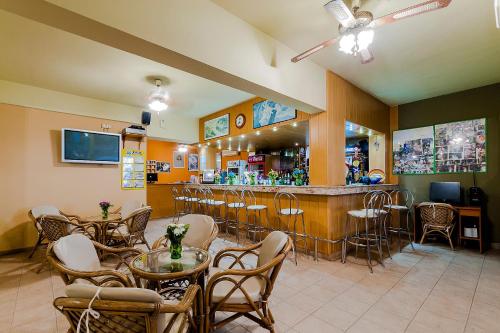 Esmeralda Hotel - image 5