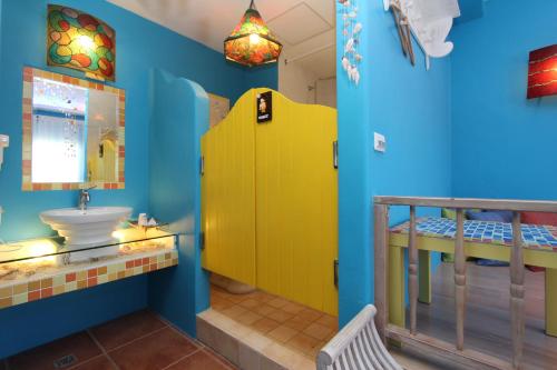 Double Room with Mountain View image 5