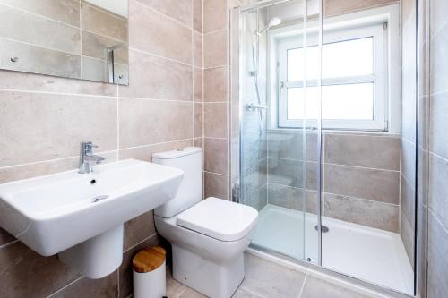 Elm – Three Tuns Apartments - image 7