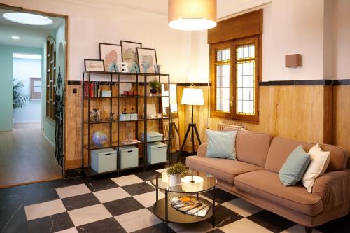 RESIDENCIA ABAY – Madrid, NC