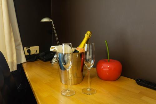 Hotel Pracha - image 13