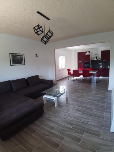  Holiday House Ivan in Donji Zemunik