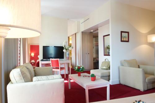 Hotel du Parc in ซาลี-เดอ-เบอาร์