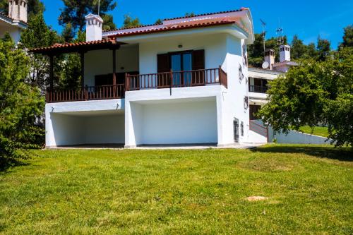  Lorenia Garden Villa, Elani in Siviri