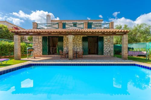  Villa Diony in Makris Gialos