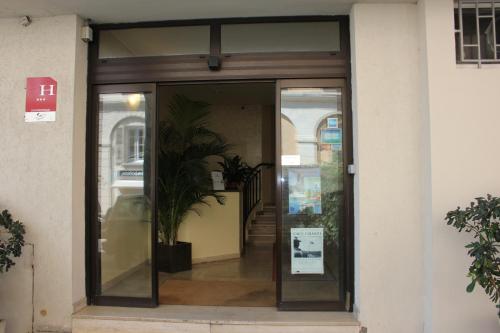 Tempat Masuk, Hotel Bonaparte in Bastia