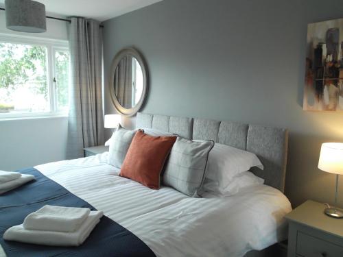 The Berwick - 3 Bed Townhouse near Birmingham Airport NEC & Genting, Birmingham (zdjęcie 2)