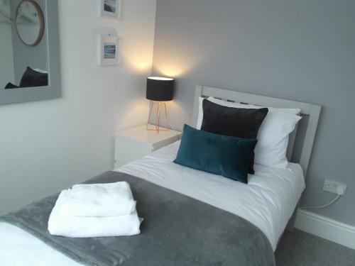 The Berwick - 3 Bed Townhouse near Birmingham Airport NEC & Genting, Birmingham (zdjęcie 4)