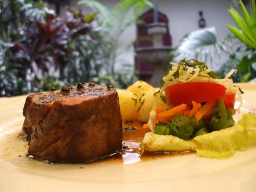Hotel Camino Real