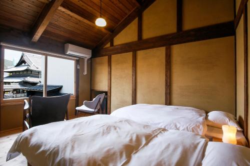 Standard Twin Room with Garden View
