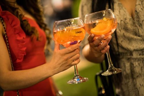 täCH Madrid Airport - image 7