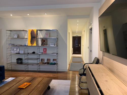 Volantin Apartment, Bilbao (photo 3)