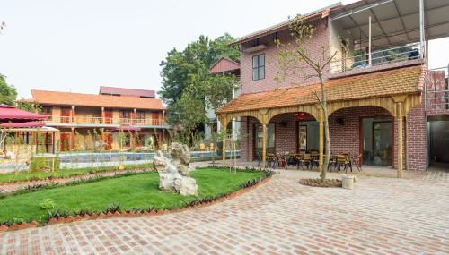 Garden, Ruby Homestay in Ninh Bình