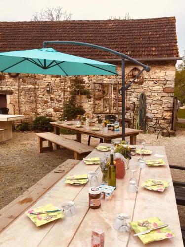 emplacement camping gîte à louer Montcléra