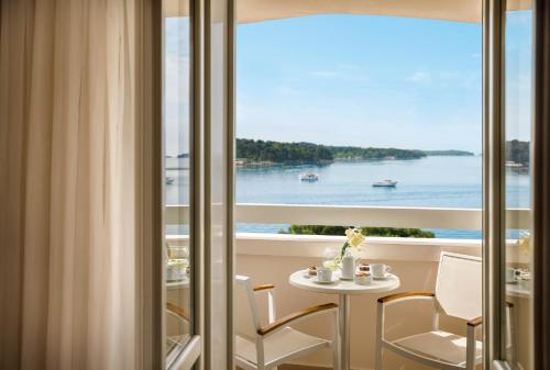 Superior Room for 2 Seaview - Hotel image 3