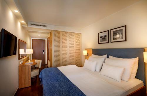Superior Room for 2 Seaview - Hotel image 4