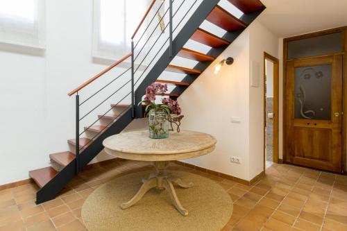 Can Martí Sistachrentals (Can Marti Sistachrentals) in 托羅埃利亞