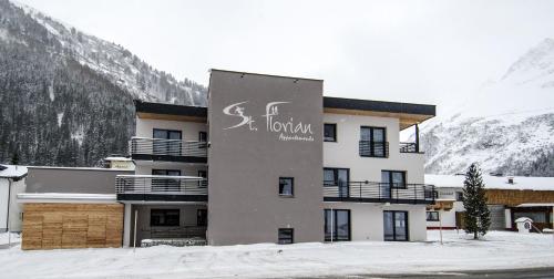 入口, St. Florian Appartements in 加爾蒂市中心