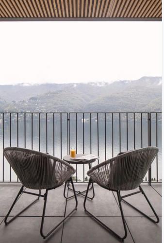 Balkons/terase, Gli Ulivi by "The House Of Travelers" in Carate Urio