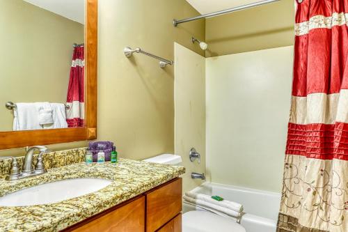 Sterling Sands 513 Destin (Condo) - main image