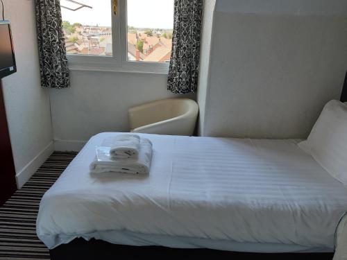 North Parade Seafront Accommodation - image 7