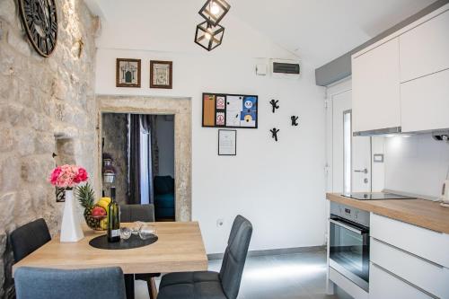 Apartment Ivan, Split (photo 10)