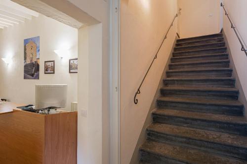 Double or Twin Room with Extra Bed image 8