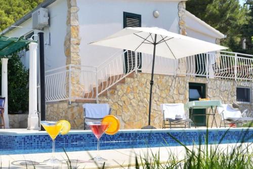 Villa Vera (Omis)