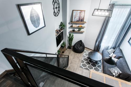 Two independant apartments nearby for 8, MH