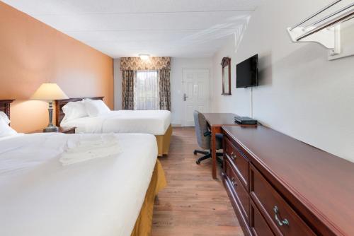 Americas Best Value Inn Columbus 1289 E Dublin Granville Rd