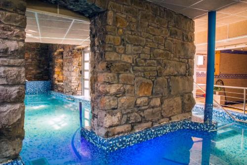 Termálfürdő, Balneario Caldas de Luna in Sena De Luna