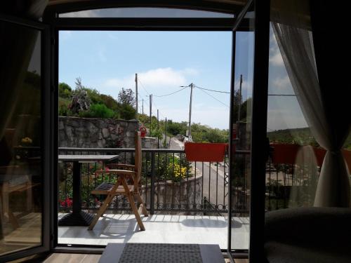 منظر, Apartmani Kamena Ruža (Apartmani Kamena Ruza) in كامينارى