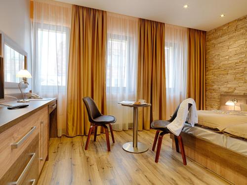 Hotel Viktor - image 3