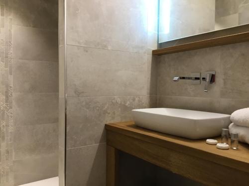 Sure Hotel by Best Western Arras Nord - image 6