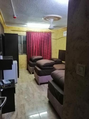 Aqaba Roza – Al' Aqabah, TX