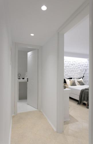 Iphimedeia Luxury Hotel & Suites - image 4