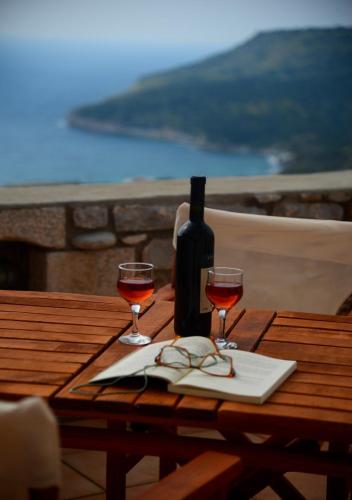Focalion Castle Luxury Suites - main image