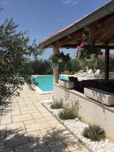Family friendly apartments with a swimming pool Povljana Pag - 244 - image 10