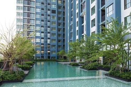 The Base Rama 9, Airport Link The Base Rama 9, Airport Link