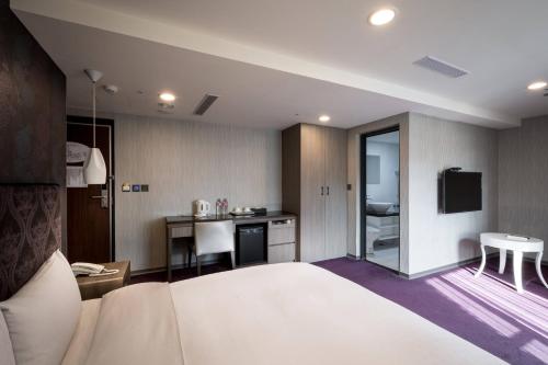 ザウ ジャン ビジネス ホテル