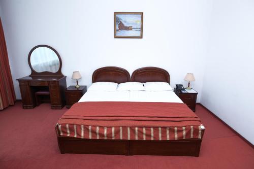 Siberia Hotel - main image