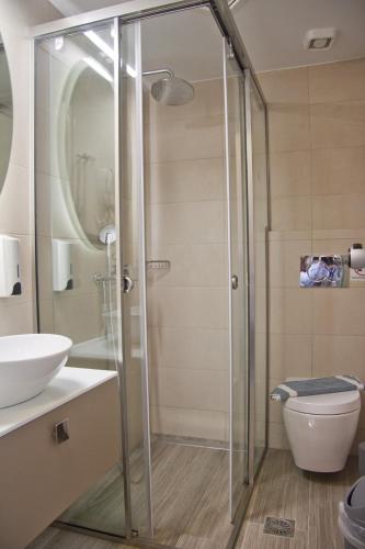 Hotel Christina - image 8